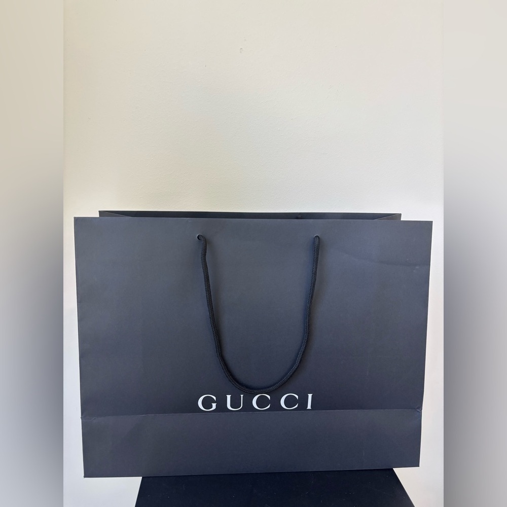 Black Gucci bag Larger size